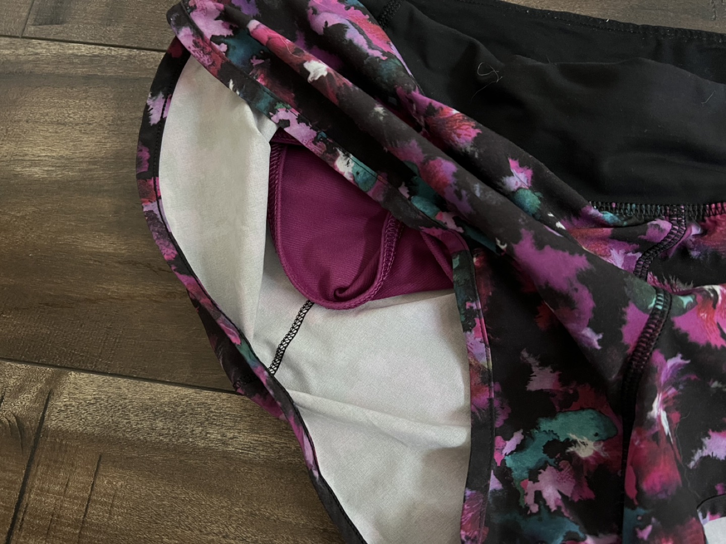 Lululemon Speed Up Shorts - photo 3