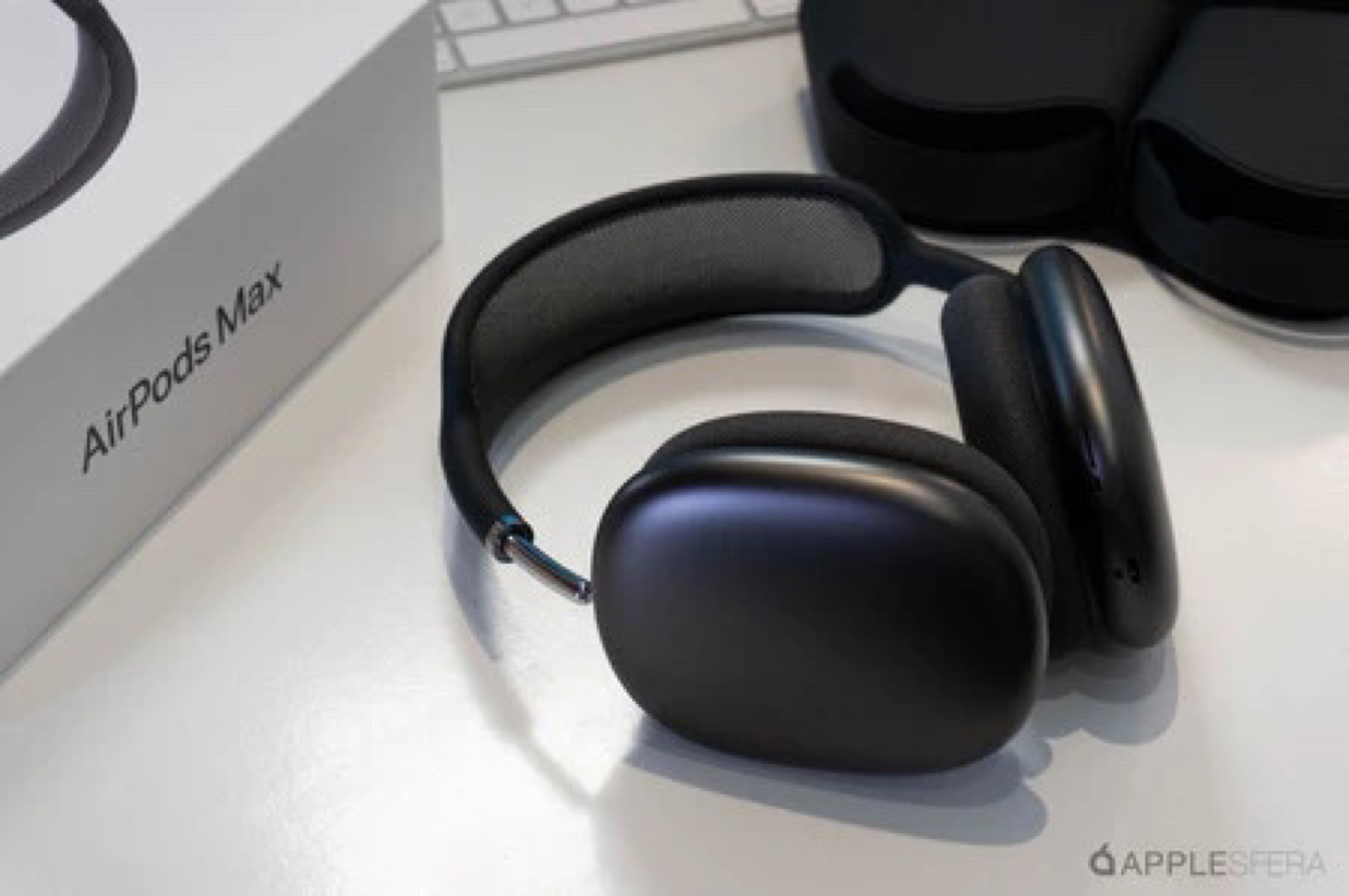 Apple AirPods Max - photo 4