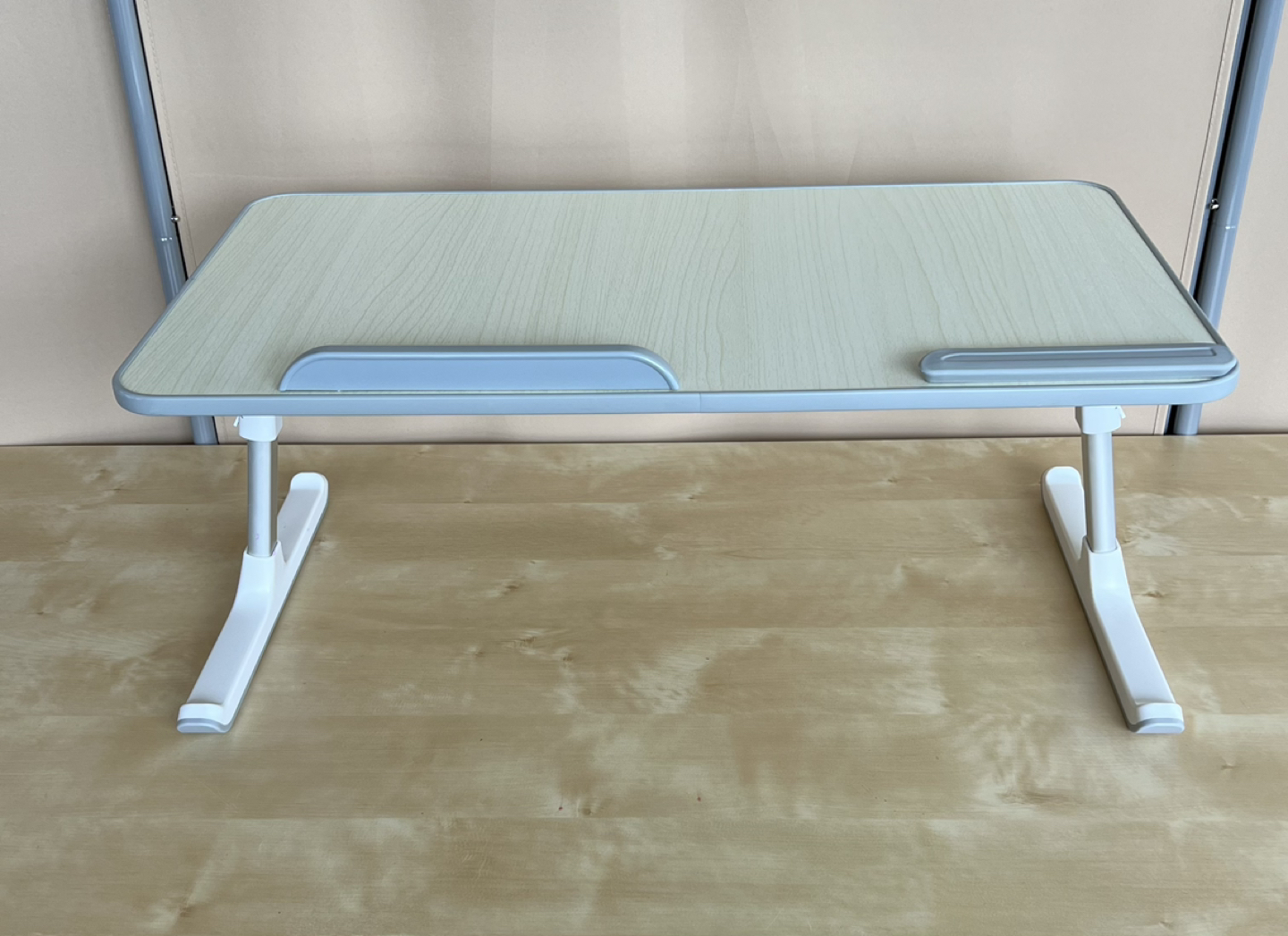 Lap desk adjustable thumbnail