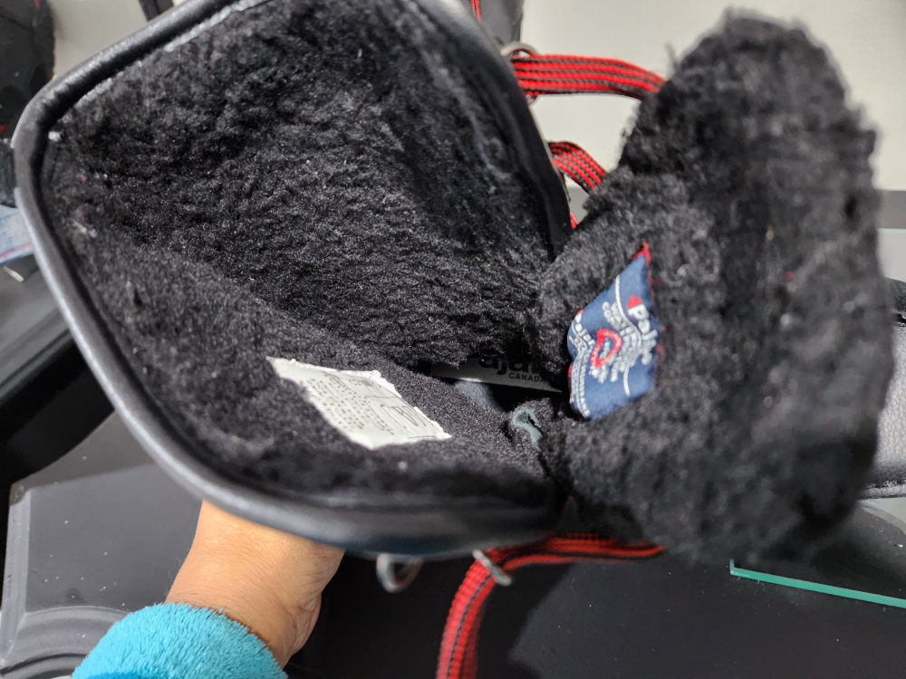 BNWT Black winter boots PAJAR image indicator(5)