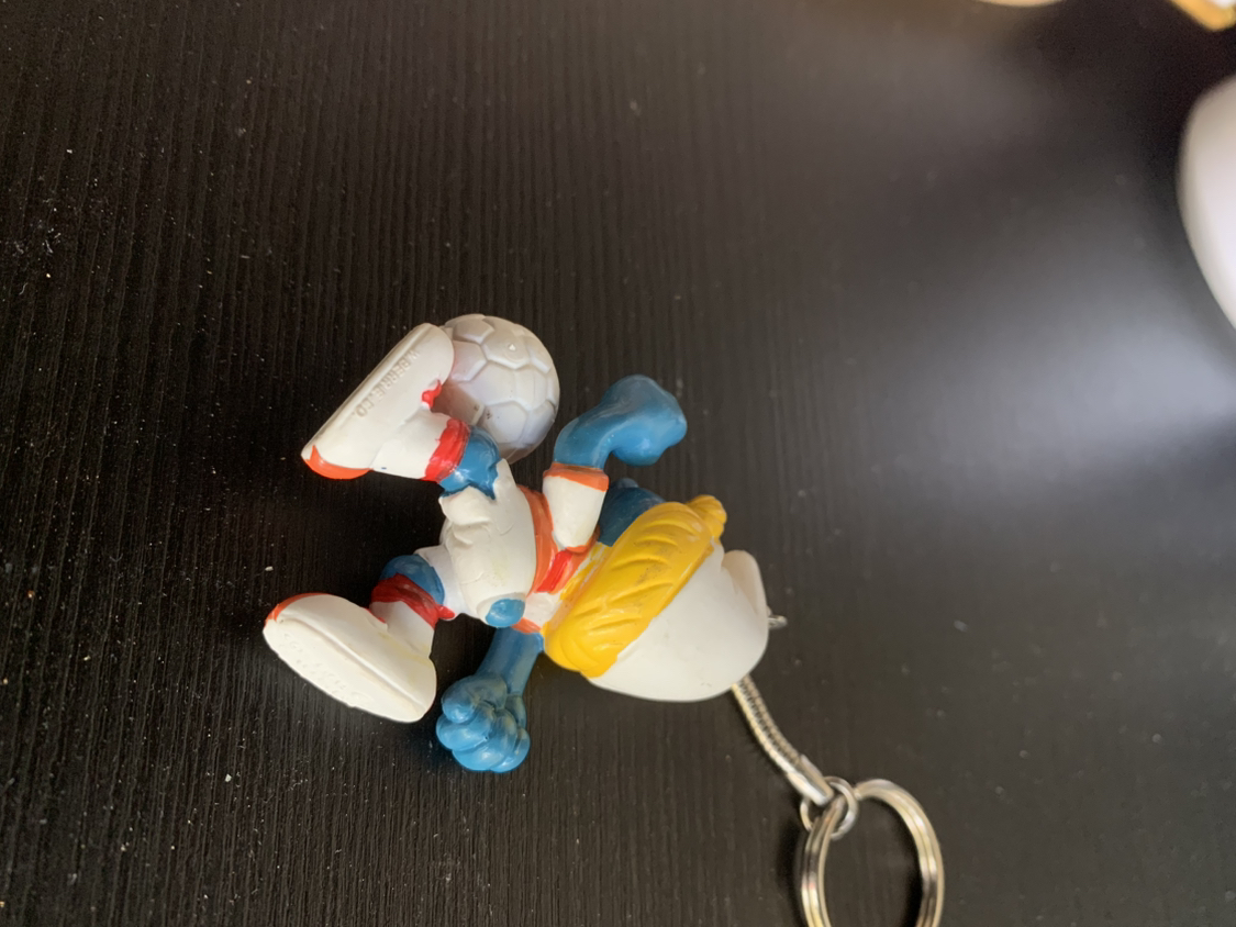 Smurfette Schleich keychains from 1989 - photo 4