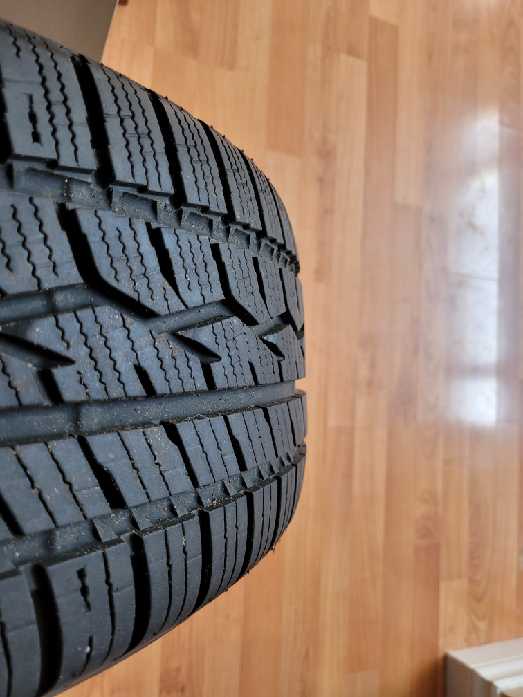 Toyo Winter Tires 215/50R17