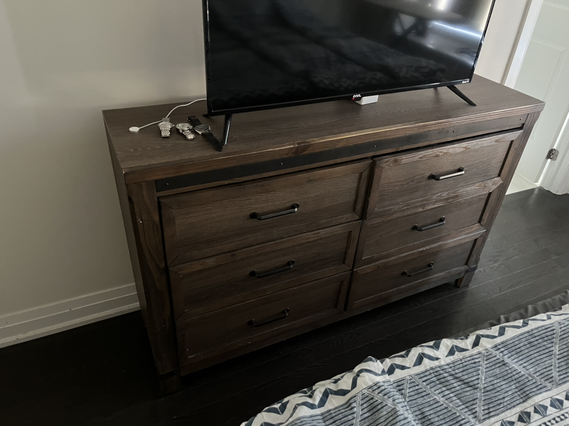 Dresser