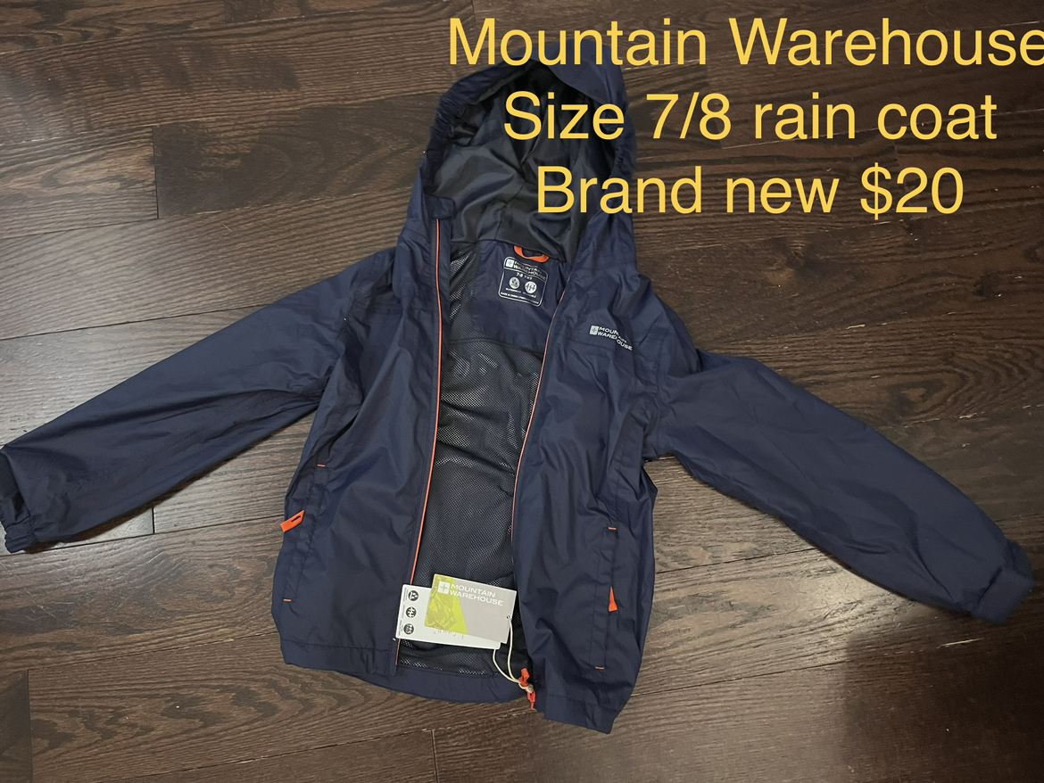 NEW Mountain Warehouse Kids Raincoat Size 7-8