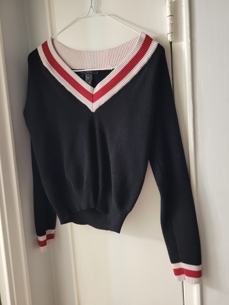 womens sweater thumbnail
