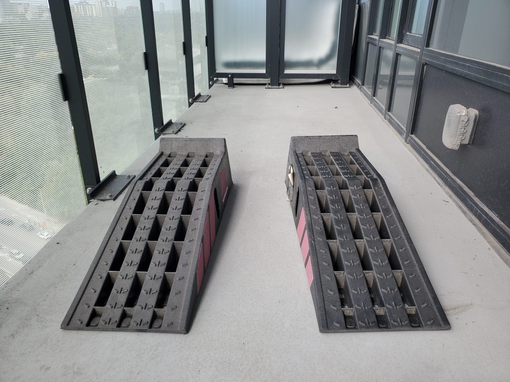 car ramp for $40 - photo 2