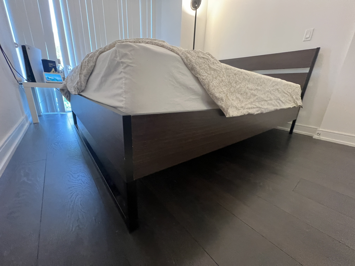 [Moving out] IKEA Trysil bed frame - Queen size image indicator(5)
