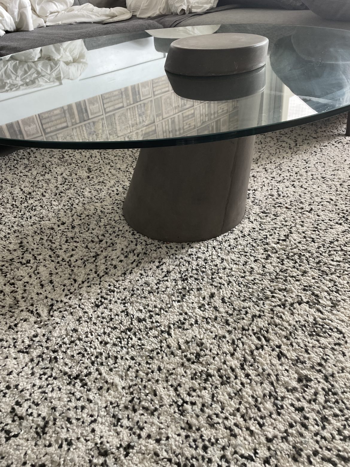 Glass round table image indicator(2)