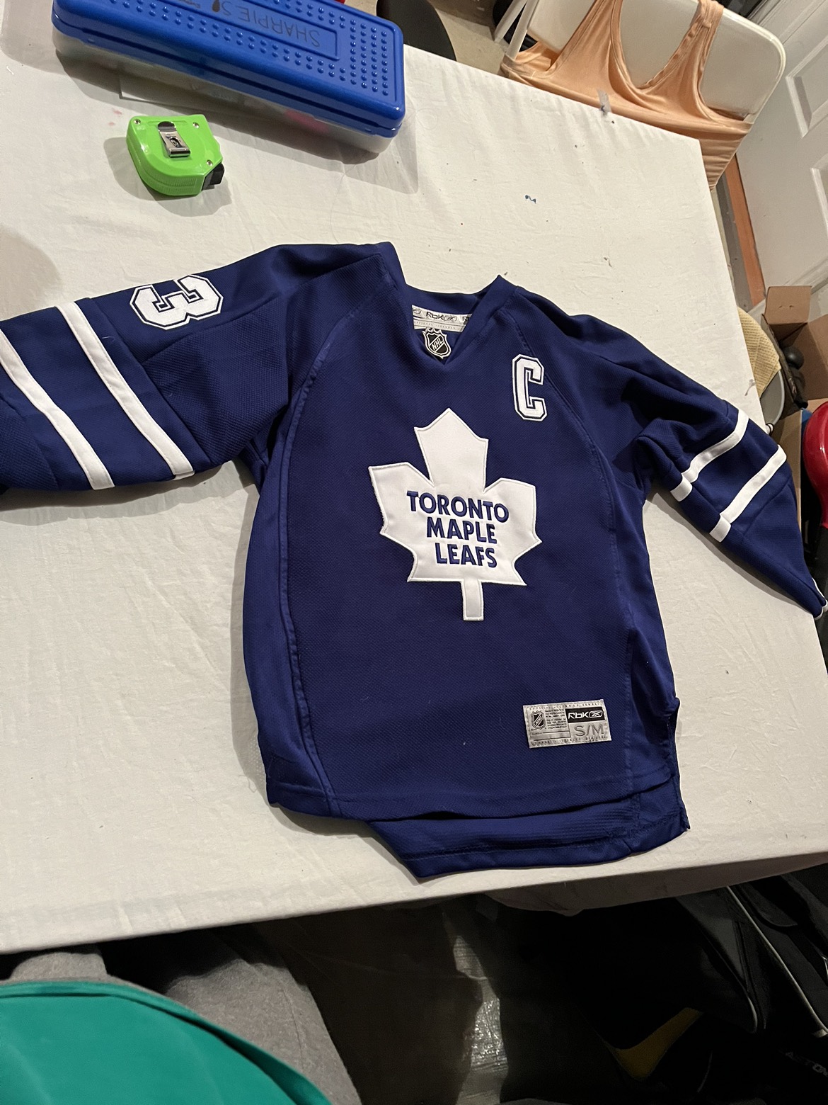 Toronto Maple Leafs hockey jersey youth thumbnail
