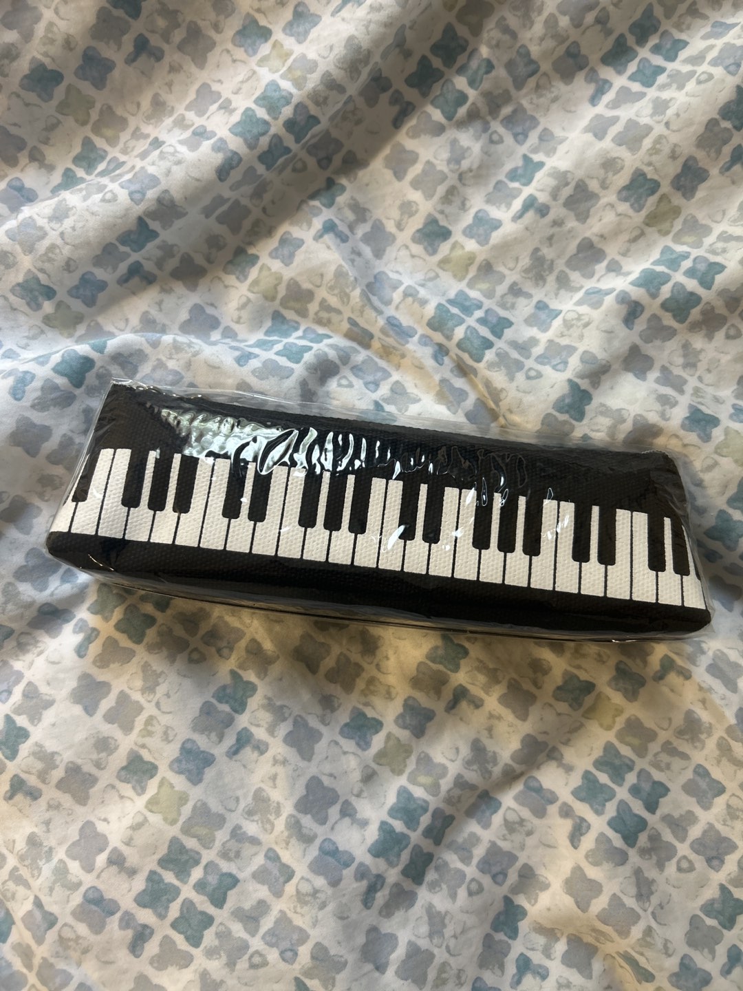 Piano pencil case thumbnail