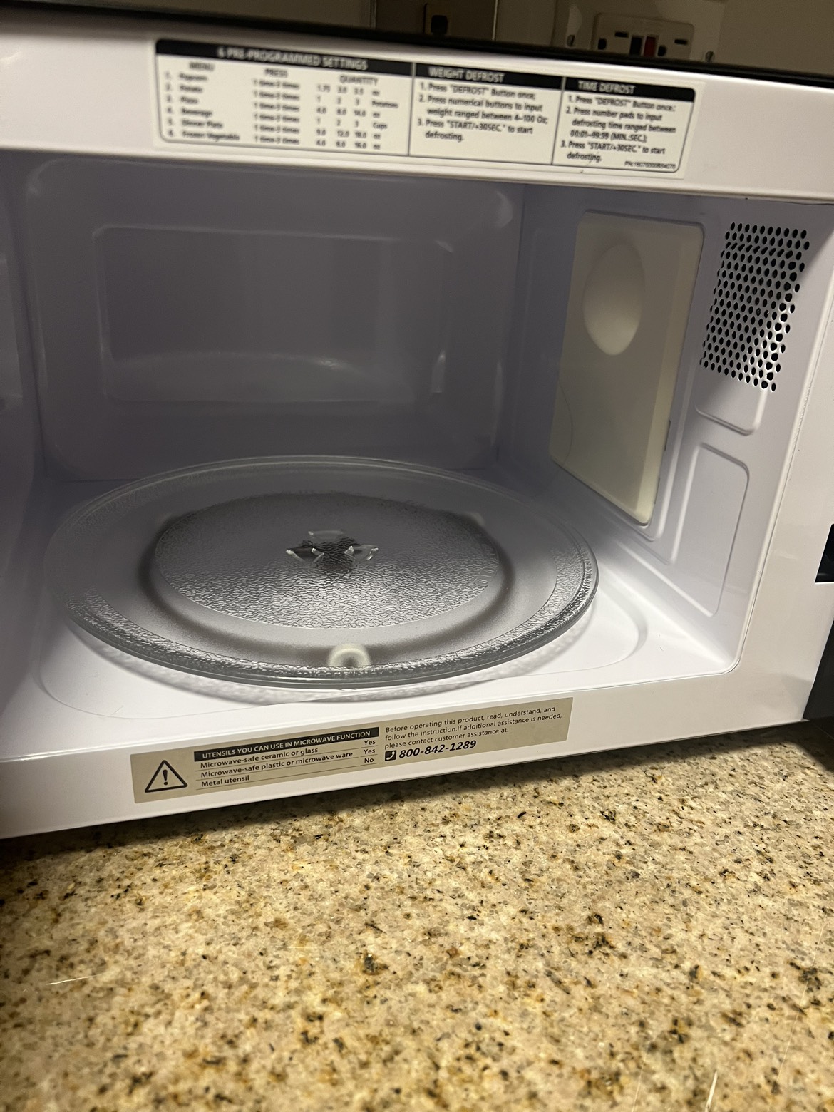 Microwave - photo 2