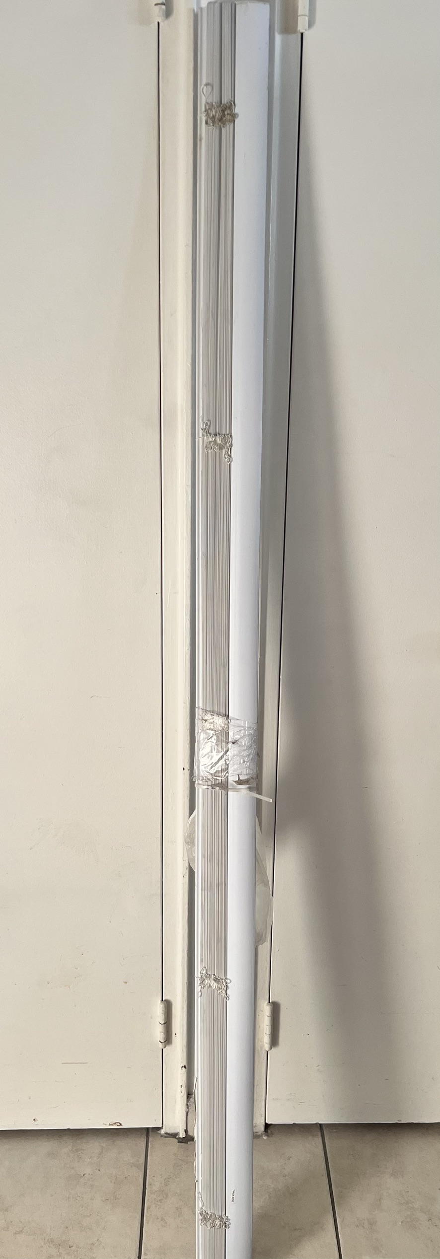 72 x 72 Pull Tilt Window Blinds #freecycle thumbnail