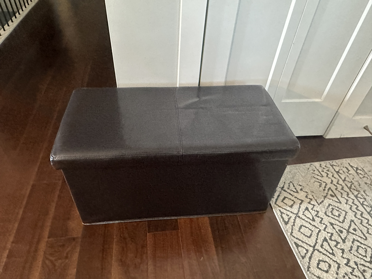 Storage ottoman