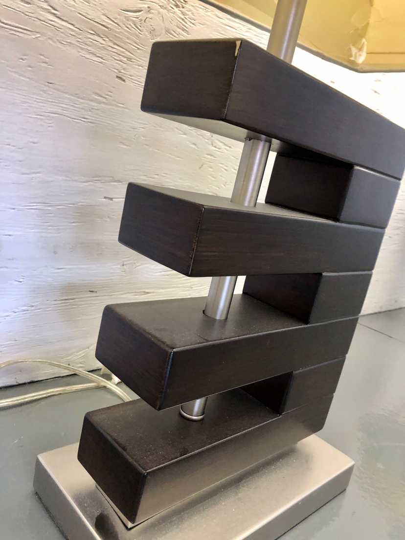 Pair of wood and stainless steel table lamps - photo 2