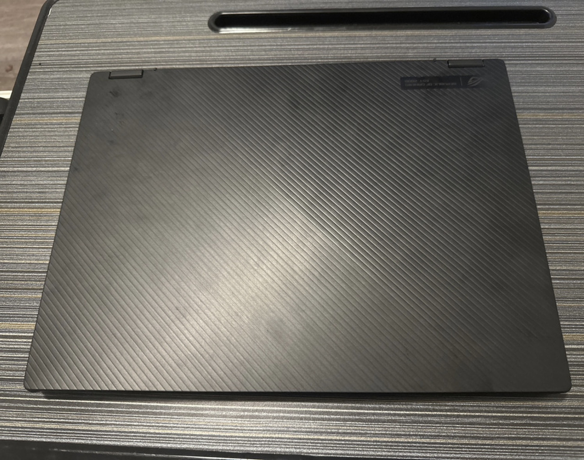 Asus Rog Flow X13(2021)-GV301QE image indicator(5)