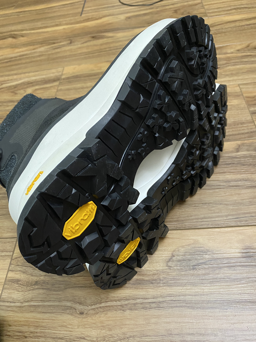 NEW Size 9 Timberland(?) vibram boots - photo 4