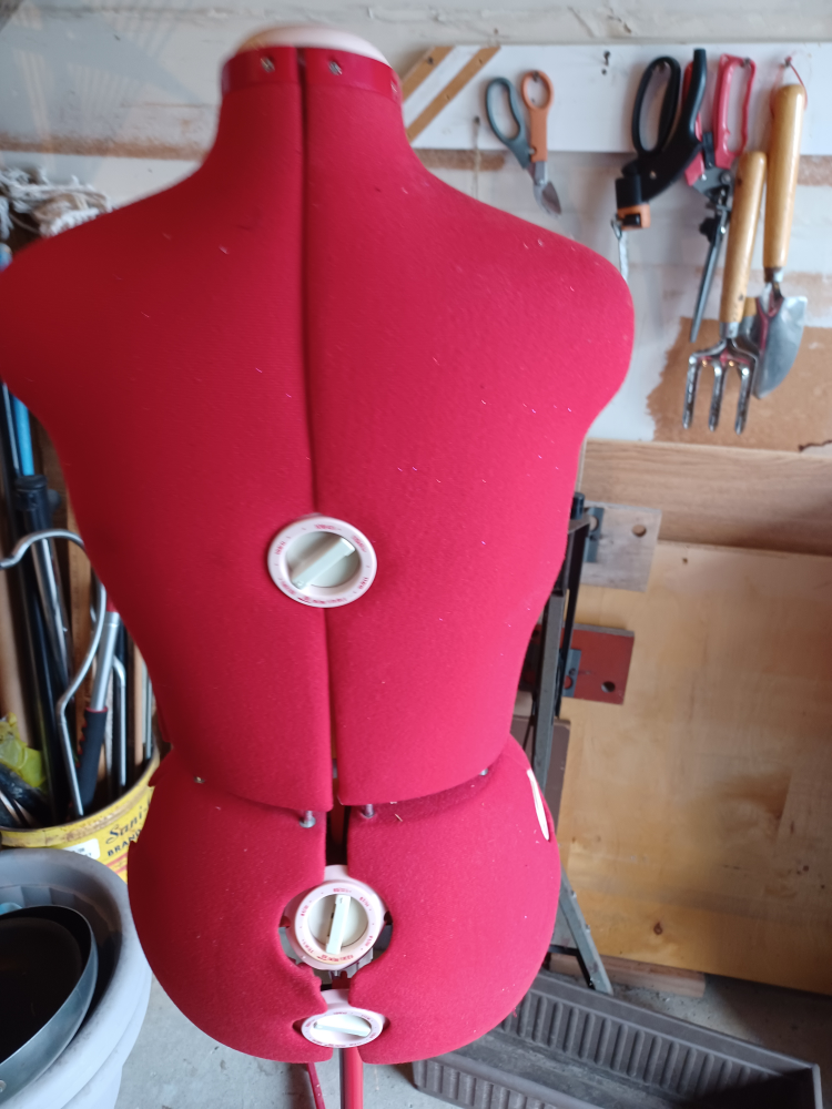 female sewing mannequin half torso no stand - photo 2