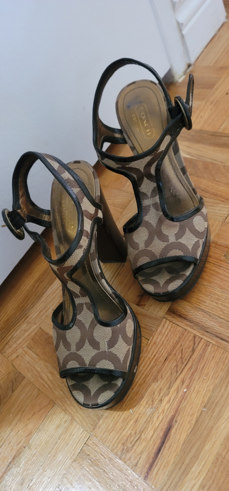 High Heels thumbnail