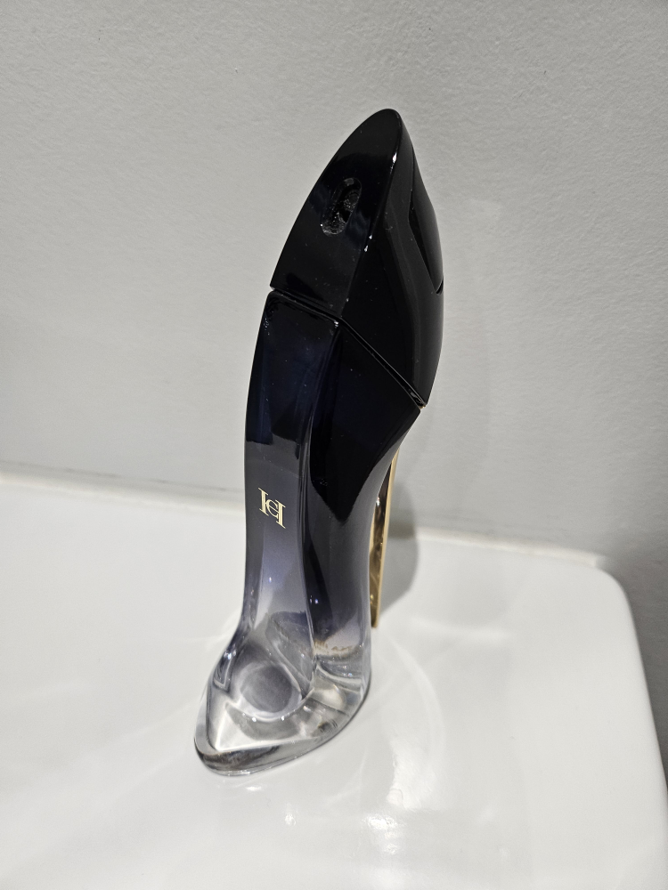 Carolina Herrera/ good girl thumbnail