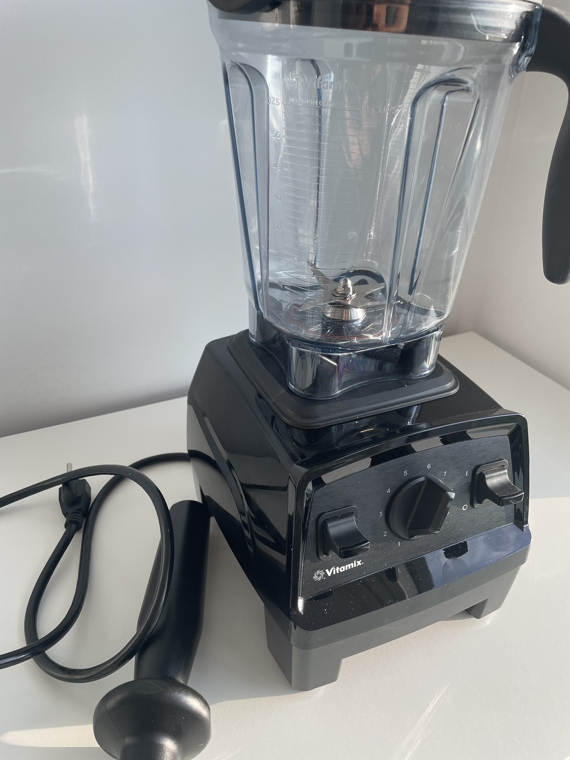 Vitamix E310 Explorian Blender, full size, Brand New
