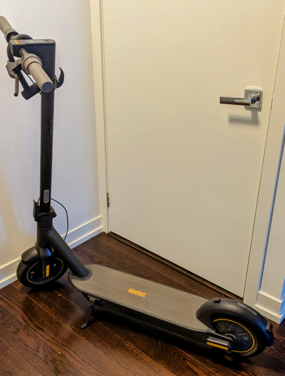 Segway Ninebot Max G30 with Hook and U-lock thumbnail