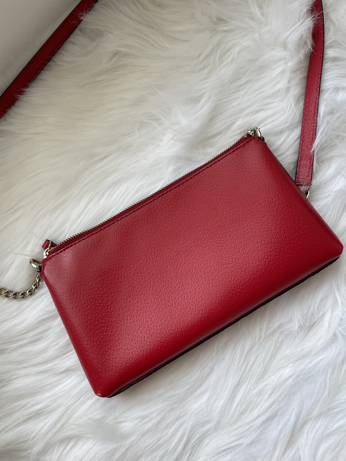 Auth. Red Kate Spade Crossbody image indicator(3)
