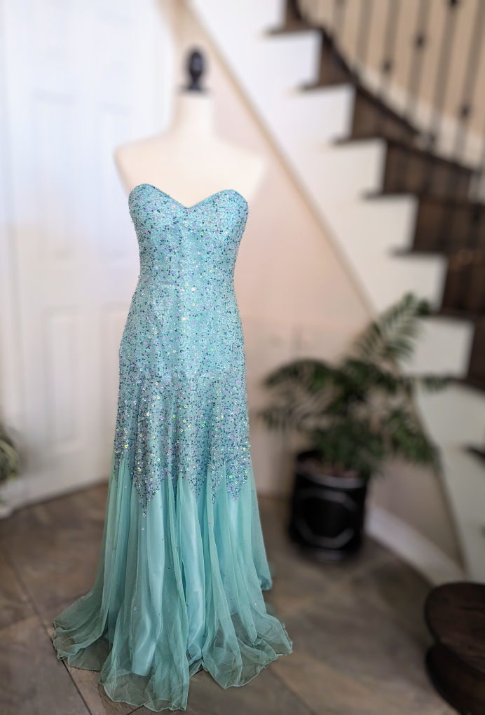 Turquoise Shimmering Beaded Evening Gown / Dress Size 4-6 thumbnail