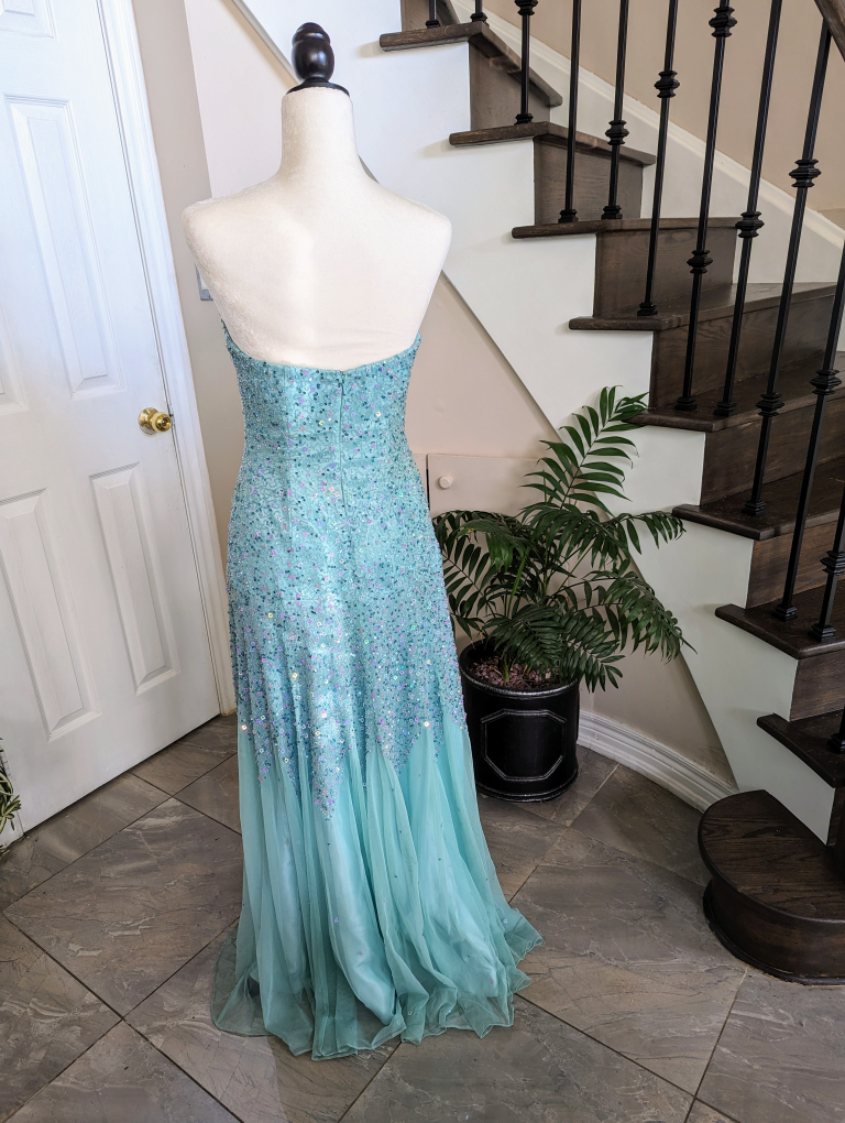 Turquoise Shimmering Beaded Evening Gown / Dress Size 4-6 - photo 4