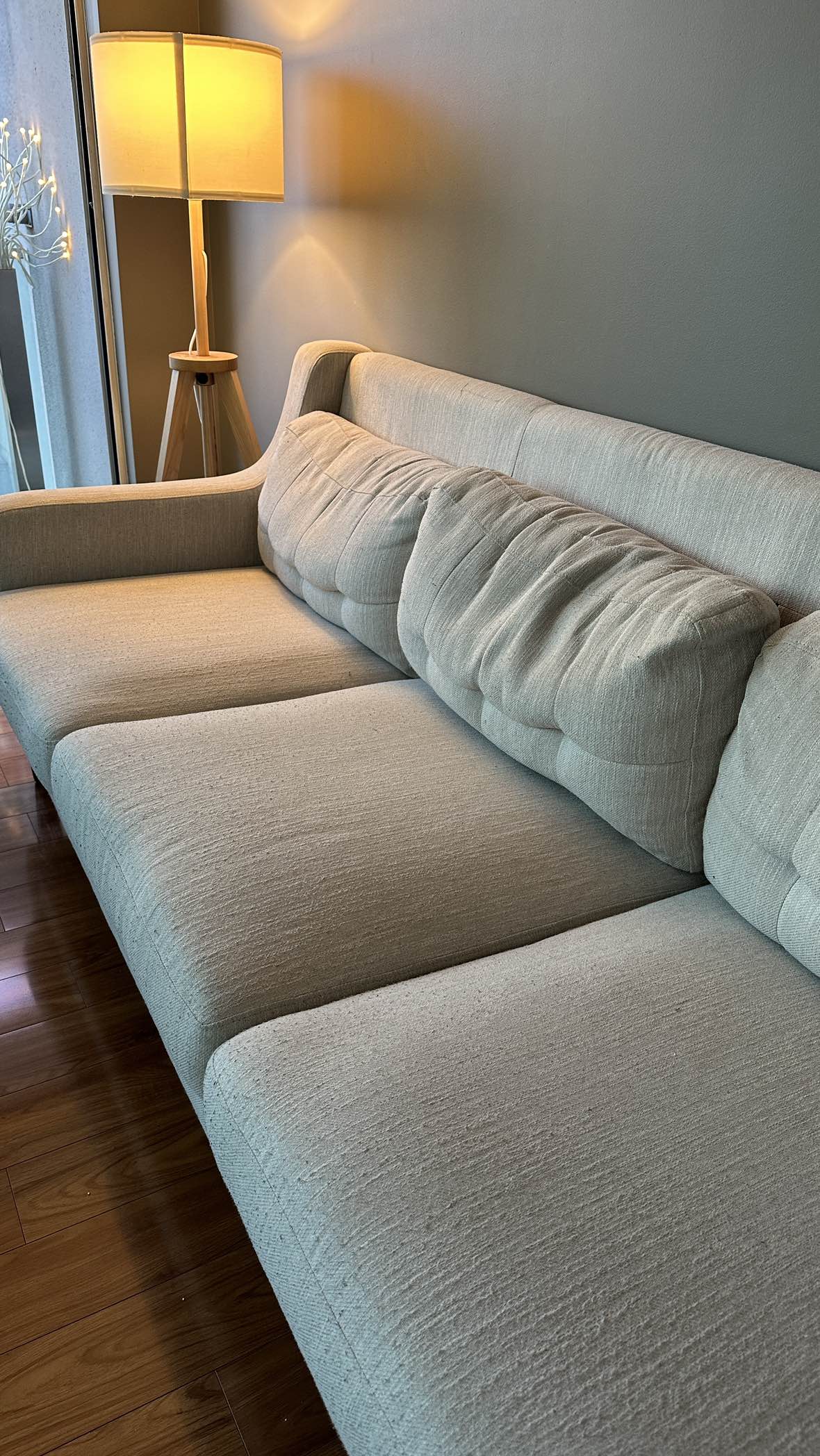 Premium quality couch - photo 5