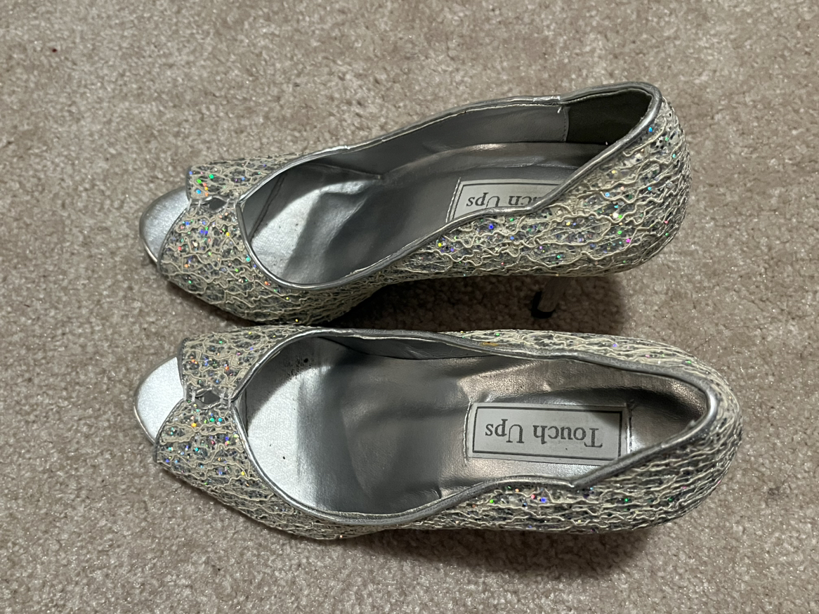 Touch ups glitter & lace type heel sz 8 - photo 3