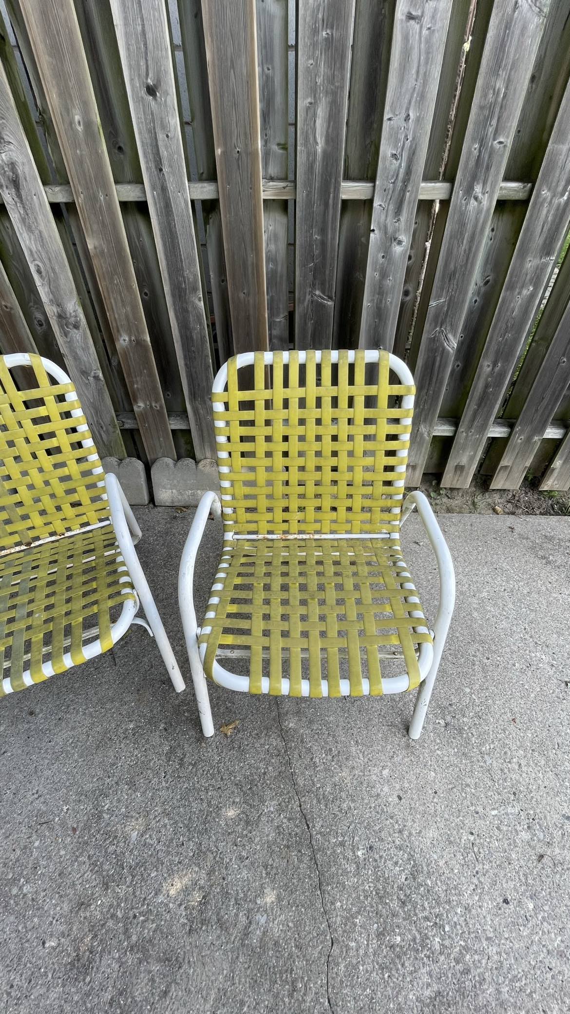 4 vintage retro 70s patio/pool/lawn chairs - photo 5