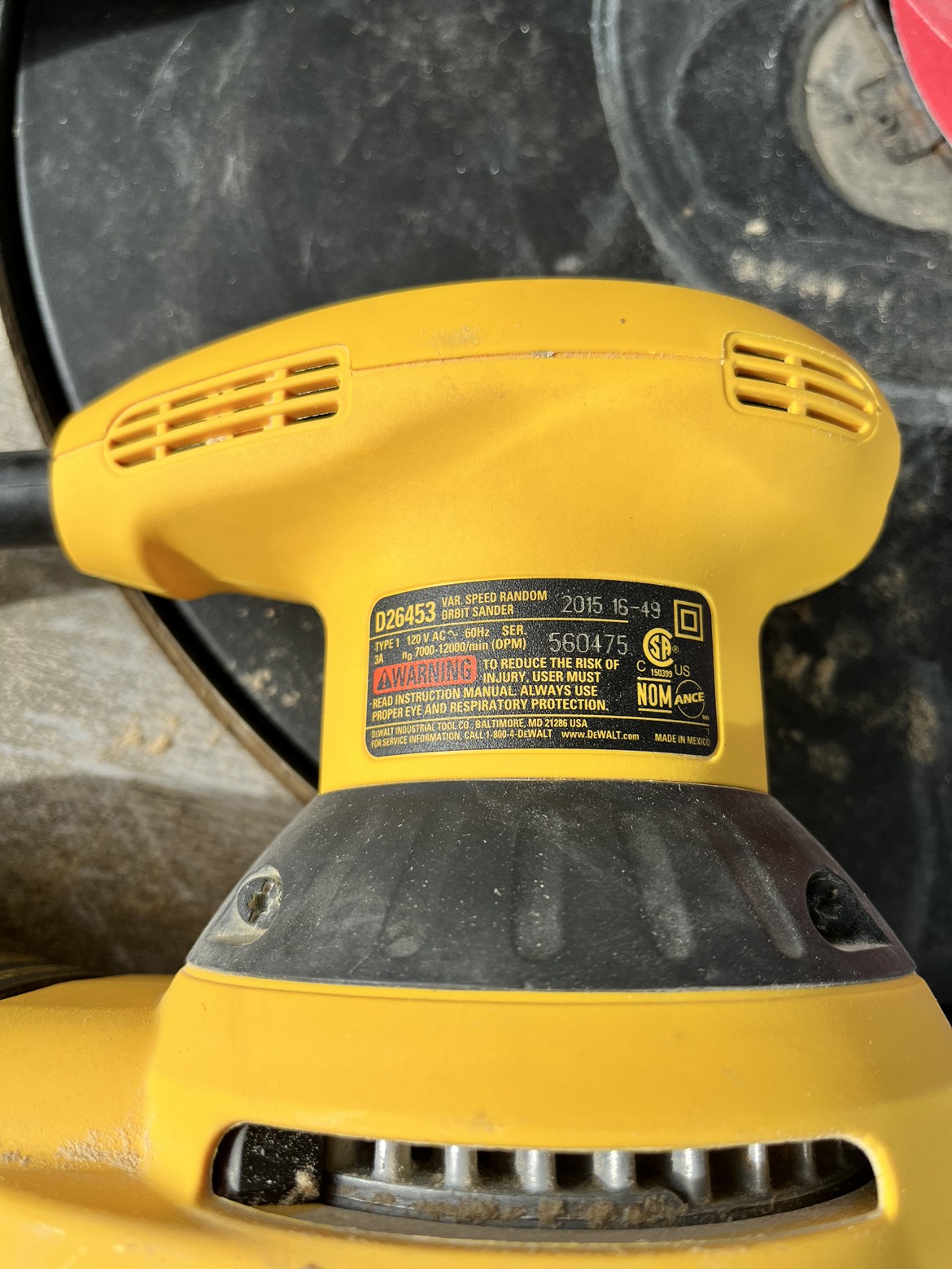 Dewalt Random Orbit Palm Sander - photo 2