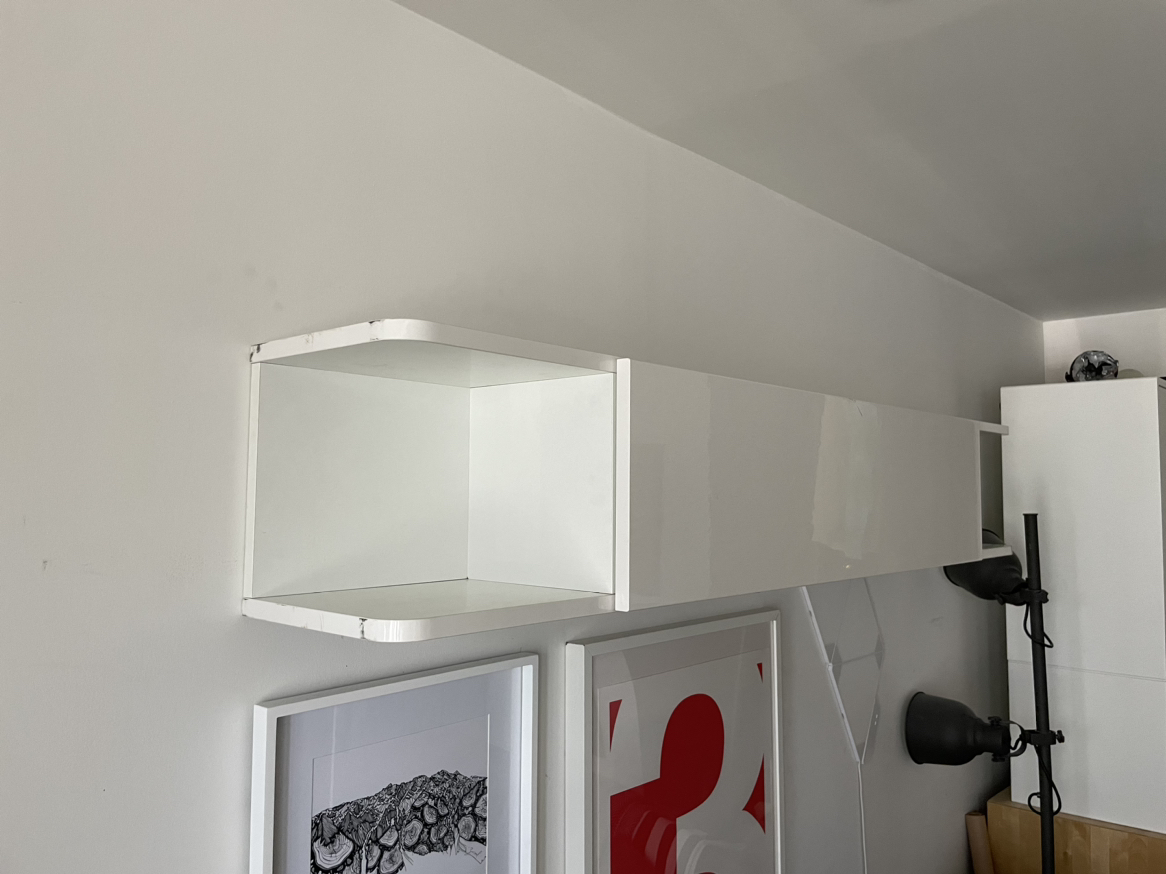 Entertainment Unit / Wall Shelf - photo 4