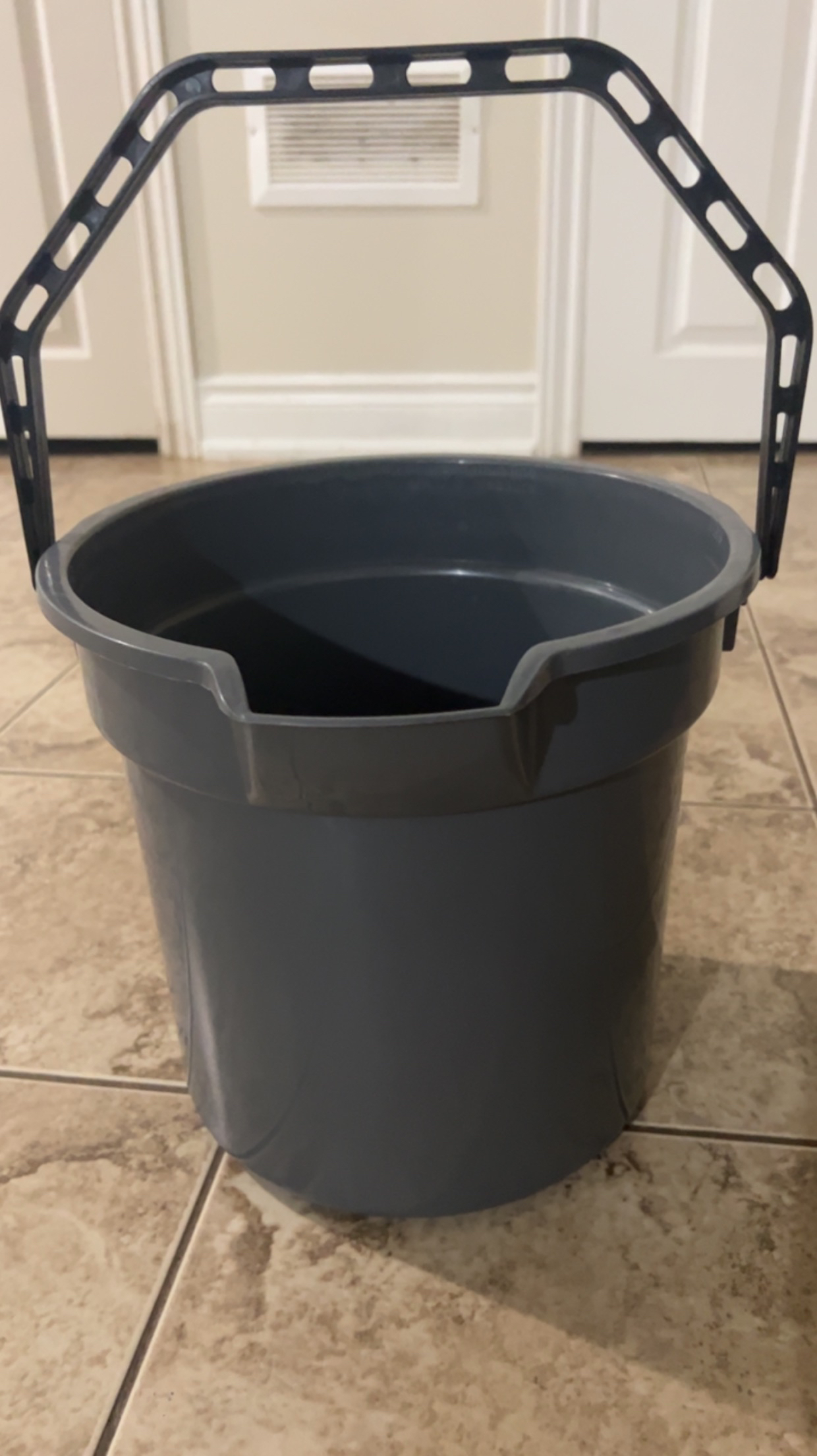 BUCKET WITH HANDLE image indicator(3)