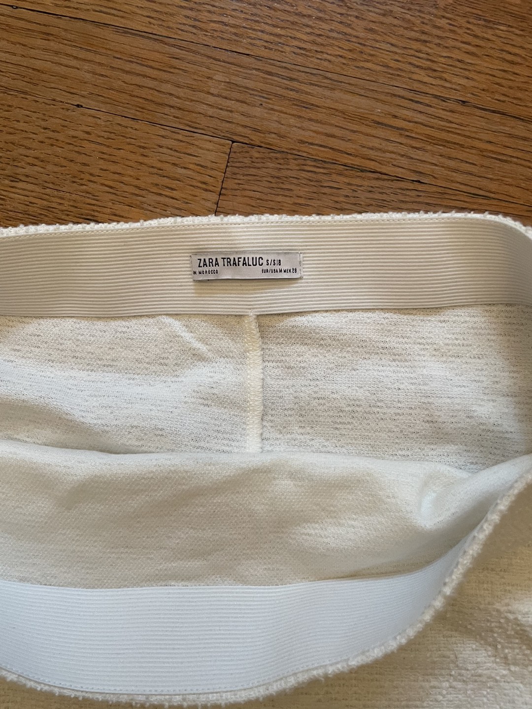 Zara skirt image indicator(2)