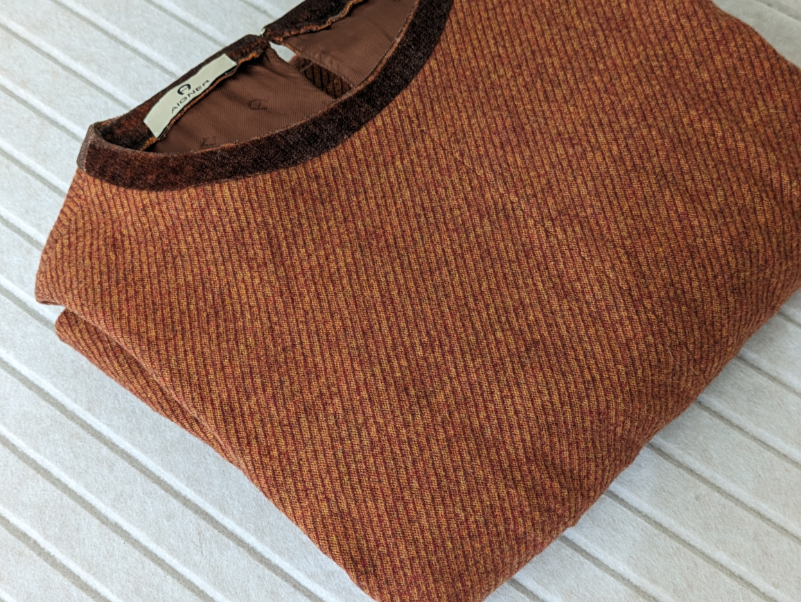 one of a kind  wool dress, made in Italy image indicator(5)