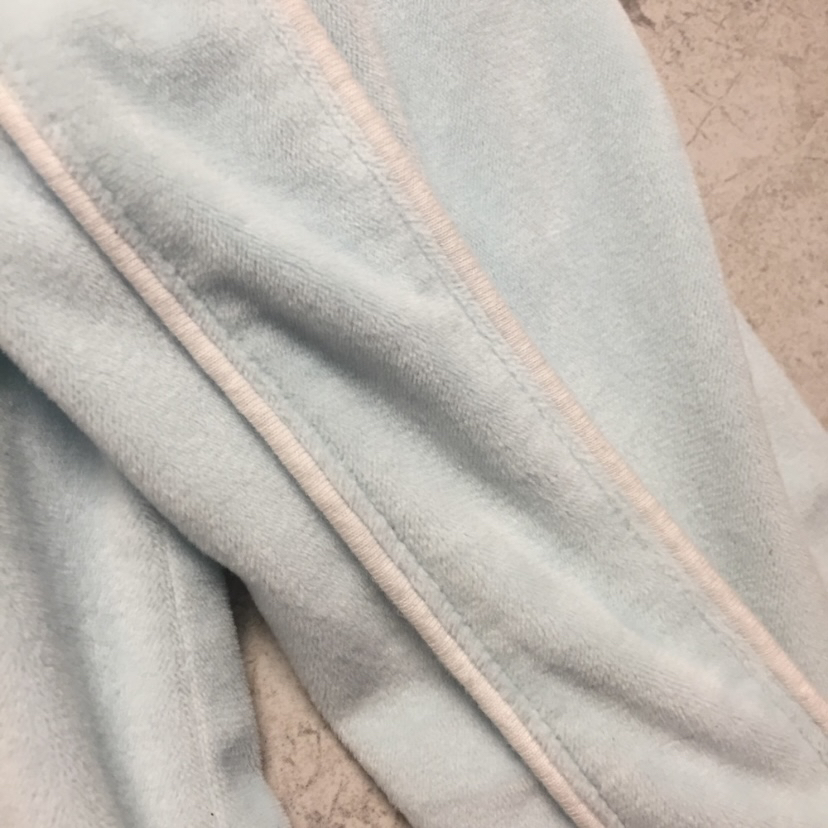 Garage Velour Cropped Hoodie image indicator(7)