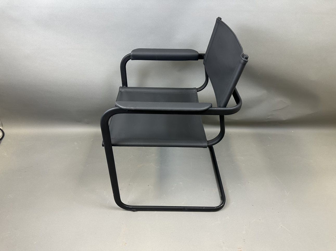 6x Black Vegan Leather and Metal Chairs - photo 2