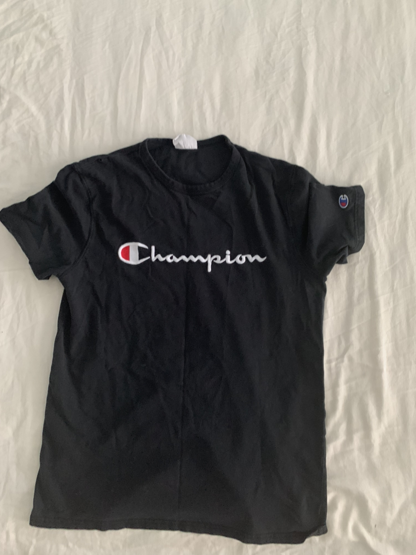 Large Champion T-Shirts - photo 2