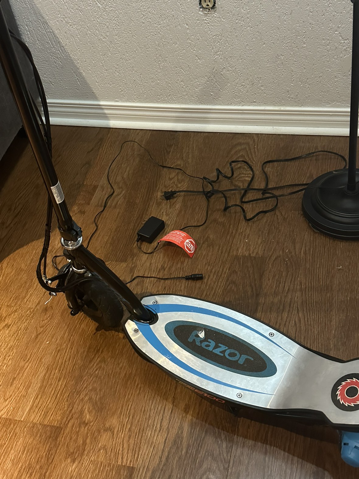 Electric scooter - photo 2