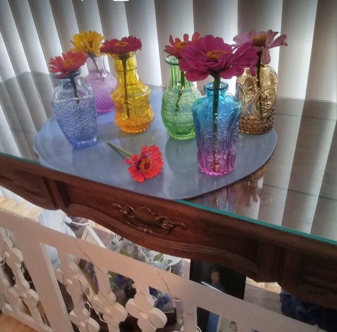 12 Beautiful Glass Bottles/Vases set🥕 image indicator(6)
