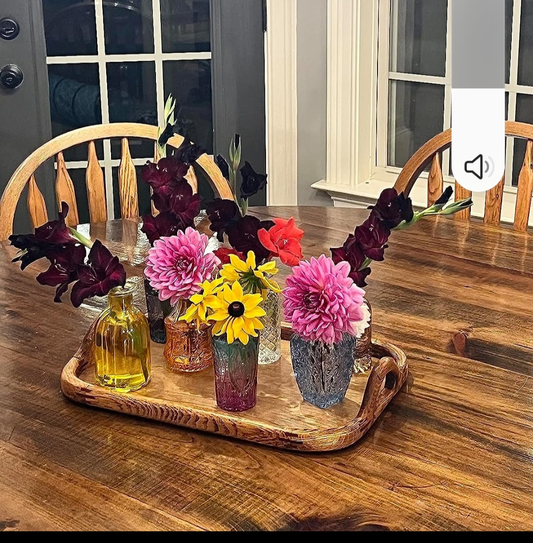 12 Beautiful Glass Bottles/Vases set🥕 image indicator(9)