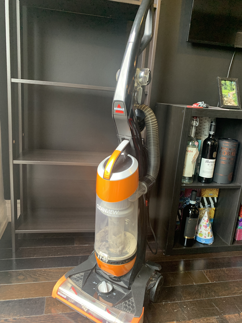 Upright vacuum cleaners