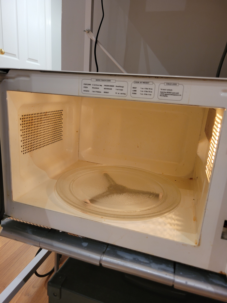 Microwave - photo 3