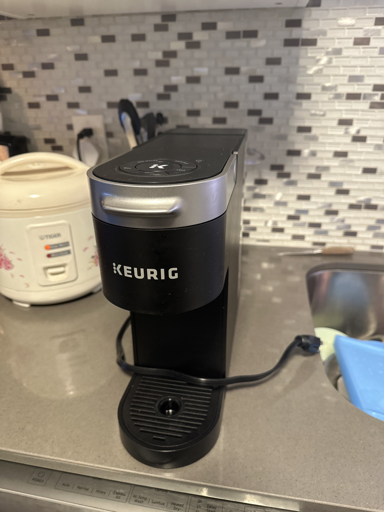 Keurig k-slim single serve thumbnail