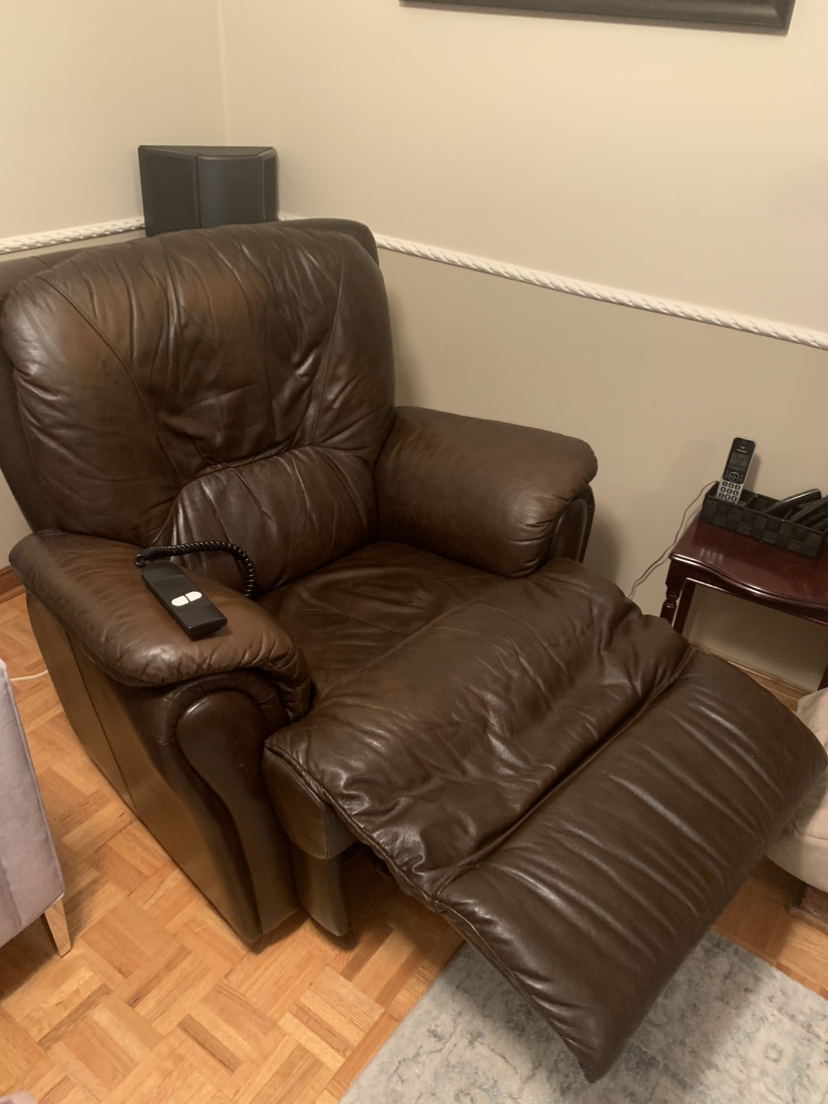 Electric recliner - photo 2