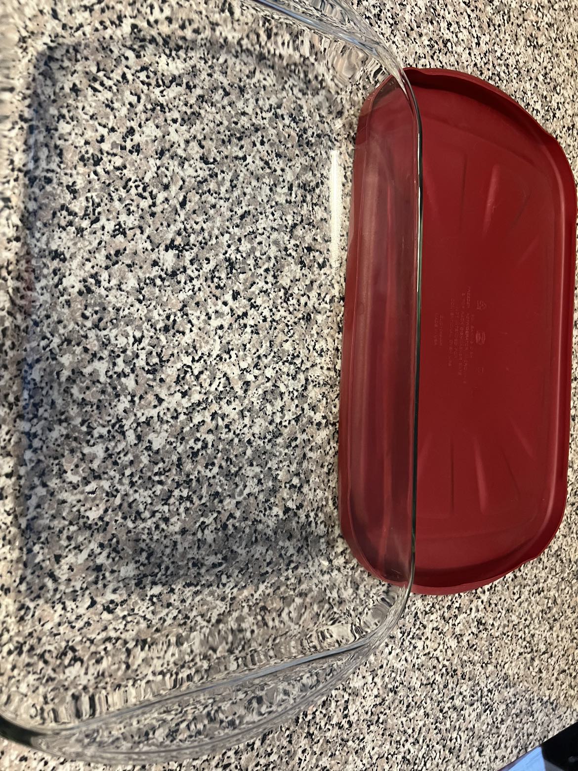 VGUC Anchor Hocking 3QT rectangular baking dish with lid and bag