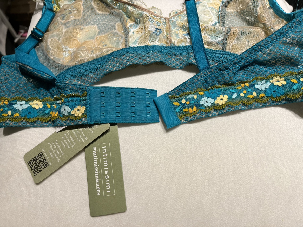 Intimissimi bra image indicator(3)