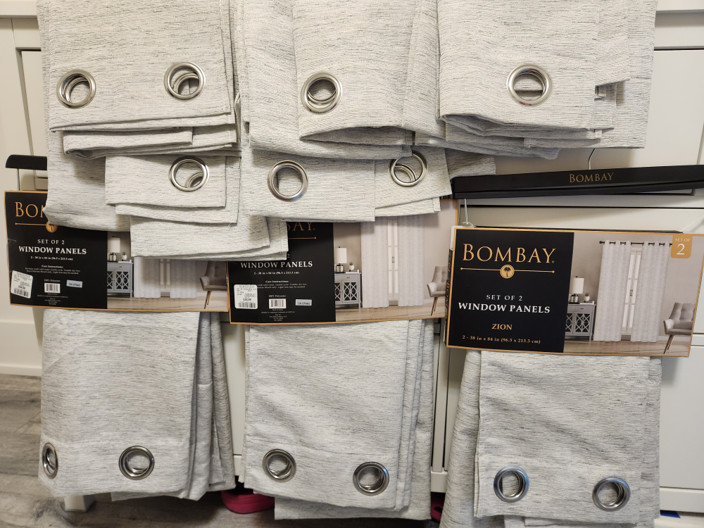 Bombay Curtains 6 pairs. image indicator(6)