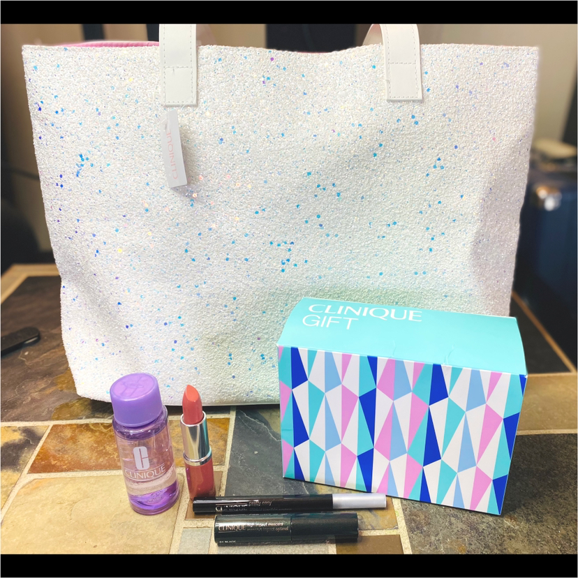 Clinique Cosmetic Bag thumbnail
